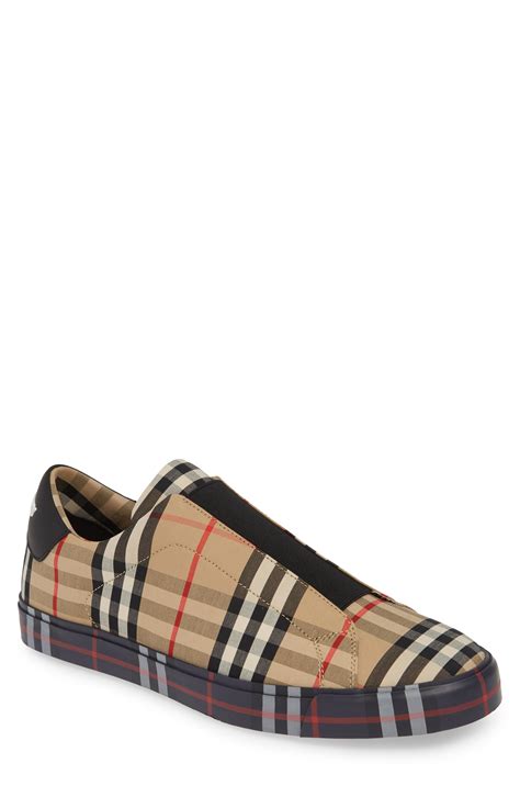 Burberry men's slippers